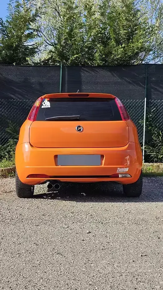 Usata Fiat Grande Punto Sport 120 CV (88 kW) 2007 Arancione Utilitaria