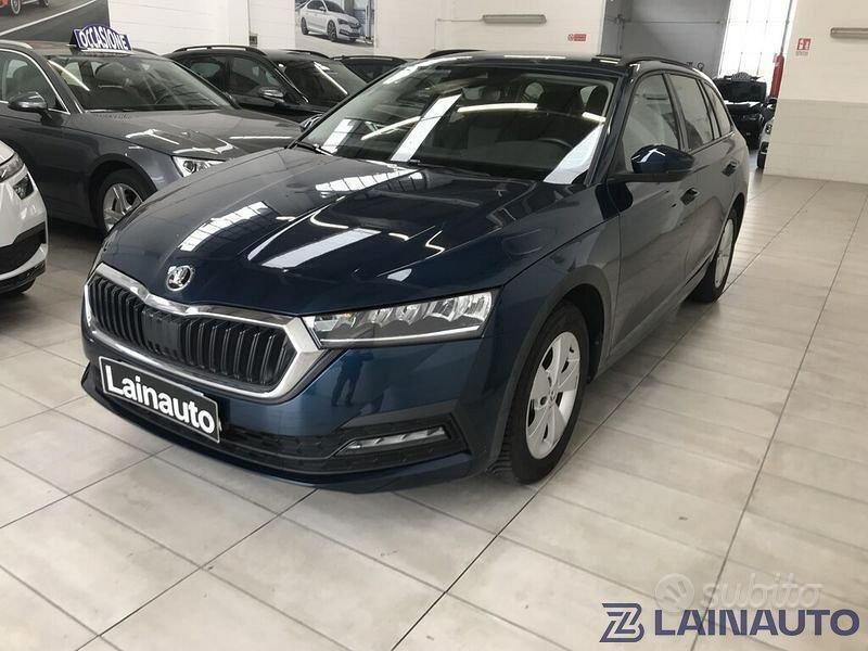 Blu Usata 2022 Skoda Octavia Ambition Station wagon | 20.900 € (Buon prezzo) - Immagine 1/4