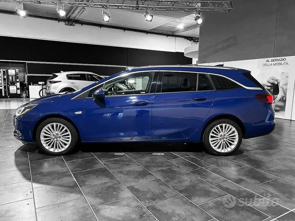 Usata Opel Astra Innovation 136 CV (100 kW) 2018 Blu Station wagon