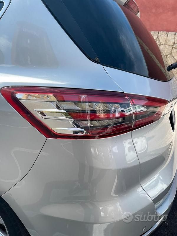 Usata Ford S-MAX 179 CV (131 kW) 2016 Grigio Monovolume