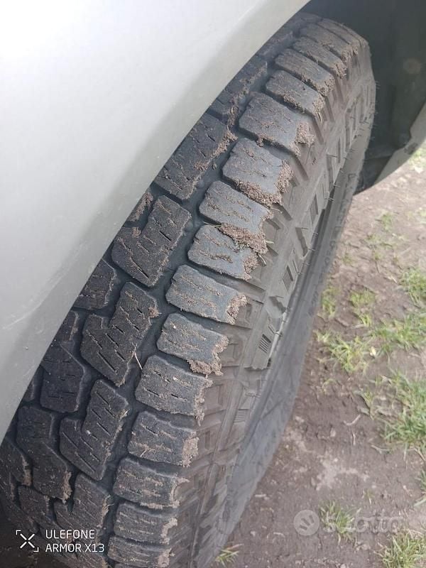 Usata Mitsubishi Pajero 2001 Grigio SUV