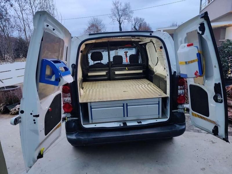 Usata Peugeot TePee Outdoor 99 CV (72 kW) 2017 Station wagon