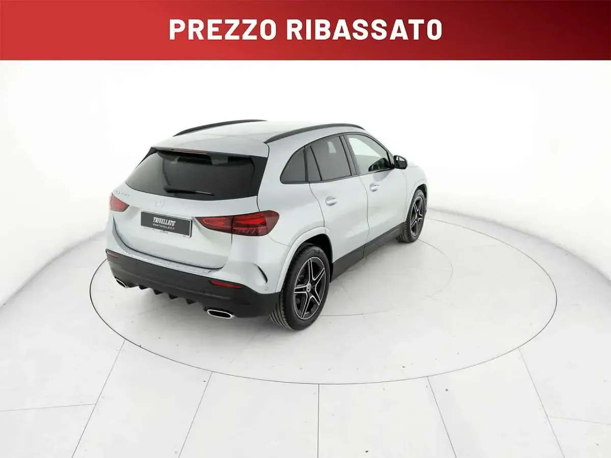Usata Mercedes GLA200 Advanced Plus 150 CV (110 kW) 2024 Argento SUV