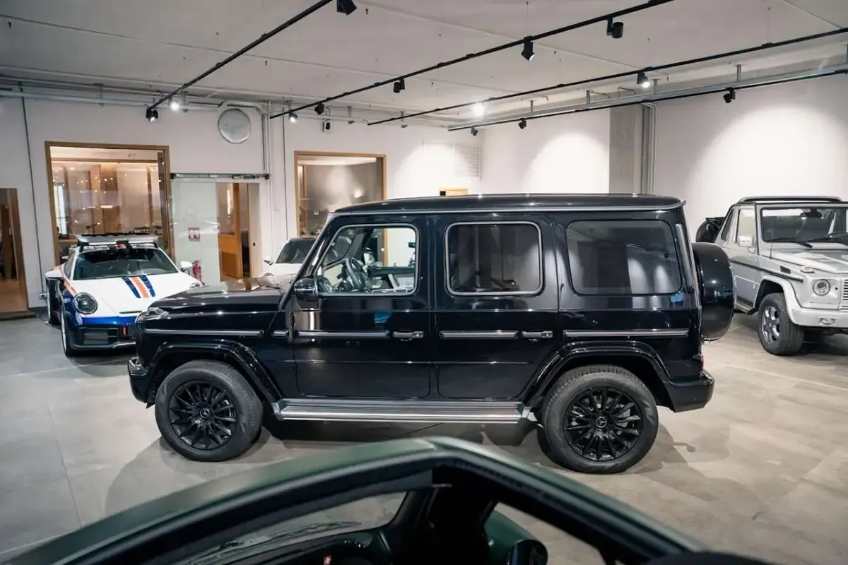 Usata Mercedes G400 AMG Line Premium Plus 330 CV (242 kW) 2023 Nero SUV