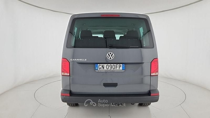 Usata VW Caravelle Business 110 CV (80 kW) 2023 Grigio Monovolume