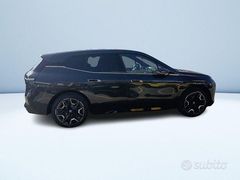 Nuova BMW iX Comfort Edition 484 kW (659 CV) 2025 Grigio SUV