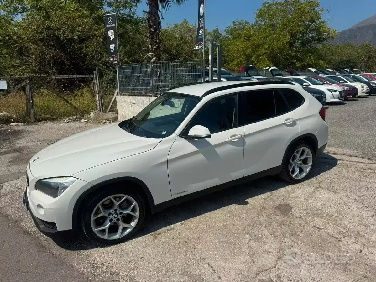 Usata BMW X1 Efficient Dynamics 143 CV (105 kW) 2014 Bianco SUV