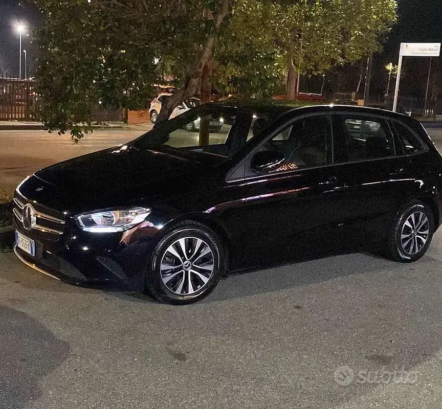 Usata Mercedes B180 116 CV (85 kW) 2021 Utilitaria
