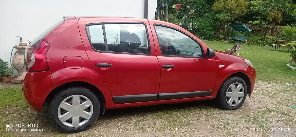 Usata Dacia Sandero 75 CV (55 kW) 2009 Rosso Berlina