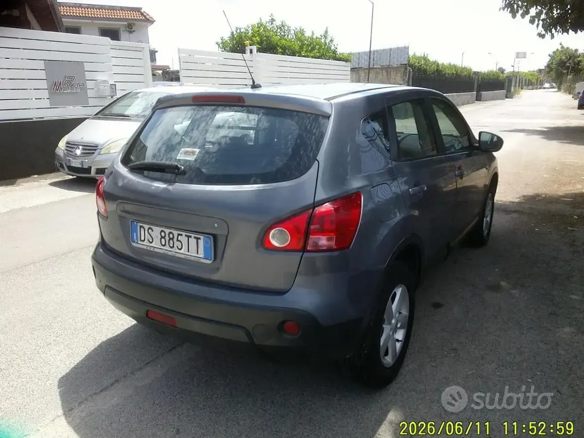 Usata Nissan Qashqai Acenta 106 CV (77 kW) 2009 Grigio SUV
