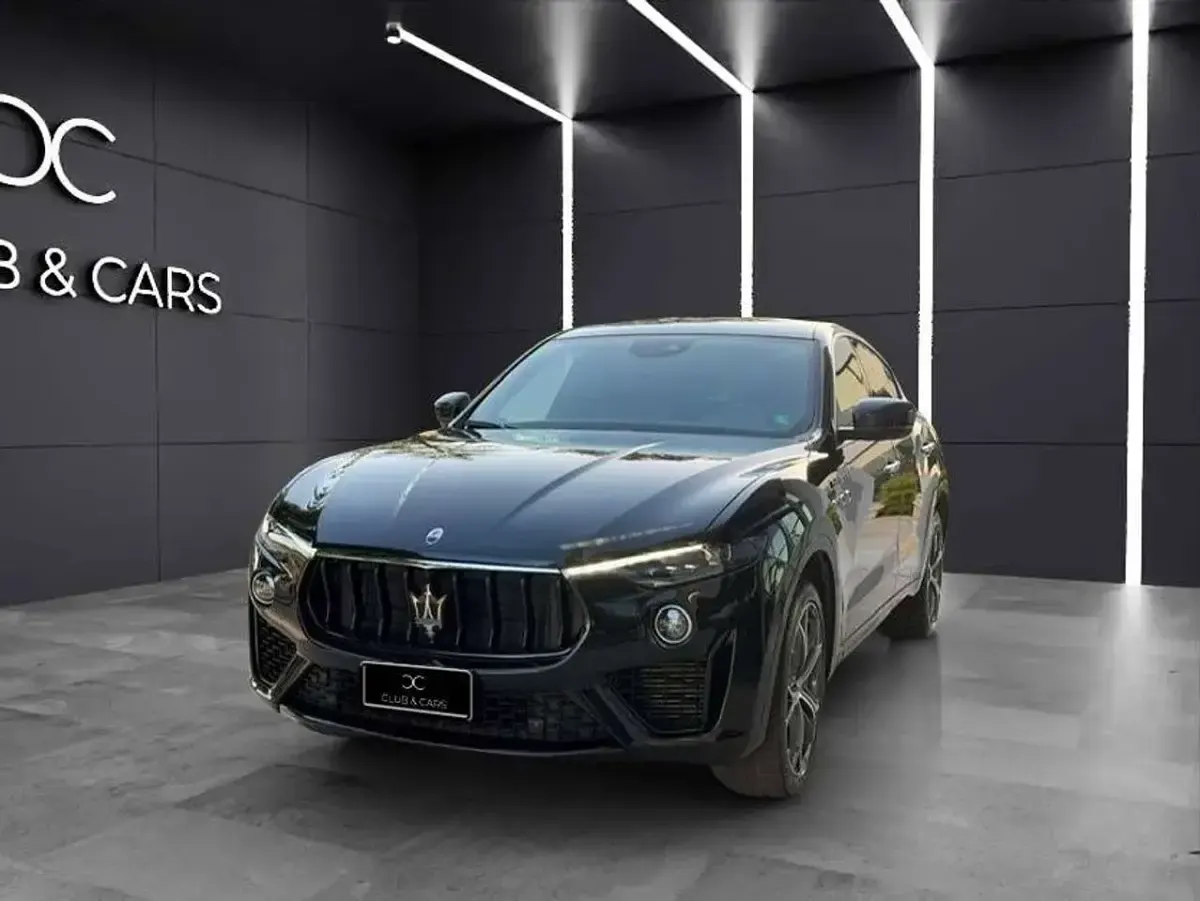 Usata Maserati Levante 430 CV (316 kW) 2022 Nero met SUV
