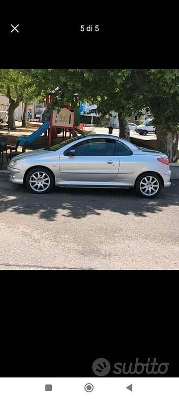 Usata Peugeot 206 CC 109 CV (80 kW) 2006 Cabrio