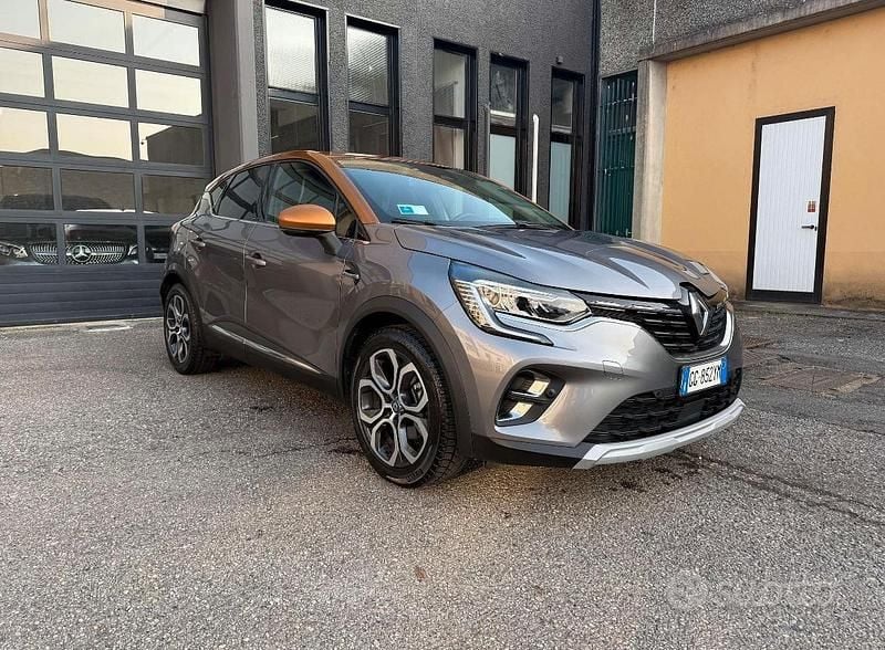 Usata Renault Captur 145 CV (106 kW) 2022 SUV