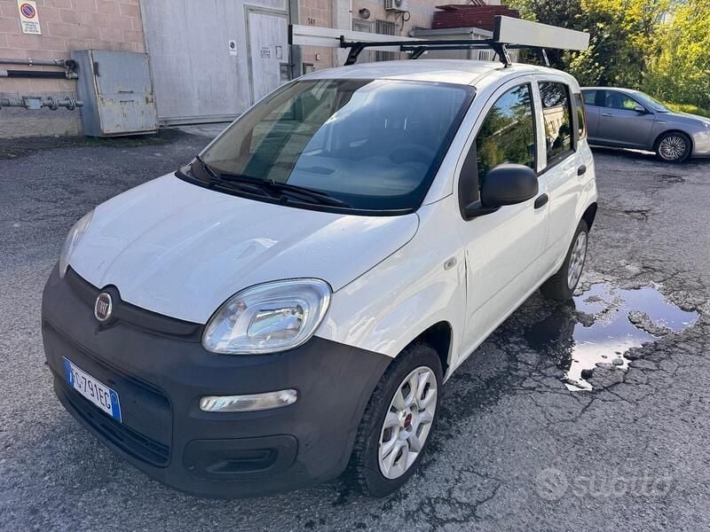 Bianco Usata 2017 Fiat Panda Due volumi | 3500 € (Super prezzo) - Immagine 1/4