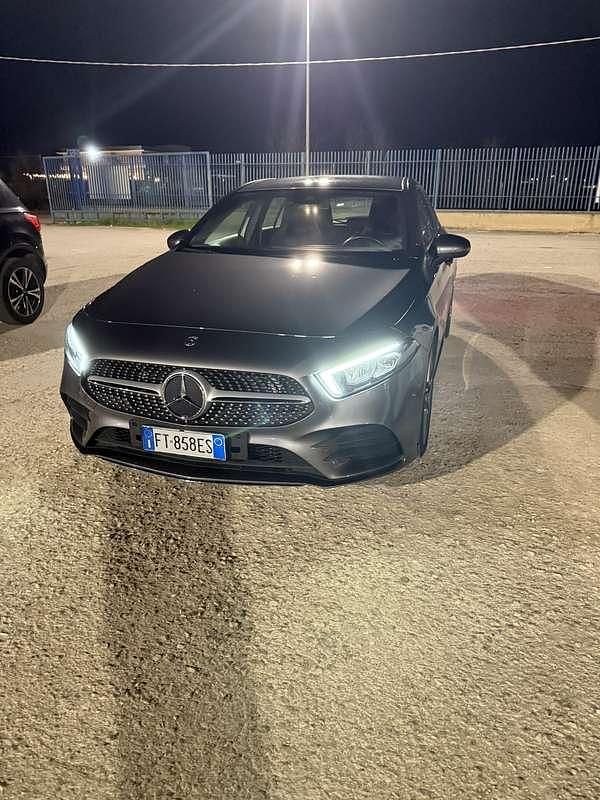 Usata Mercedes A180 Premium 116 CV (85 kW) 2018 Berlina