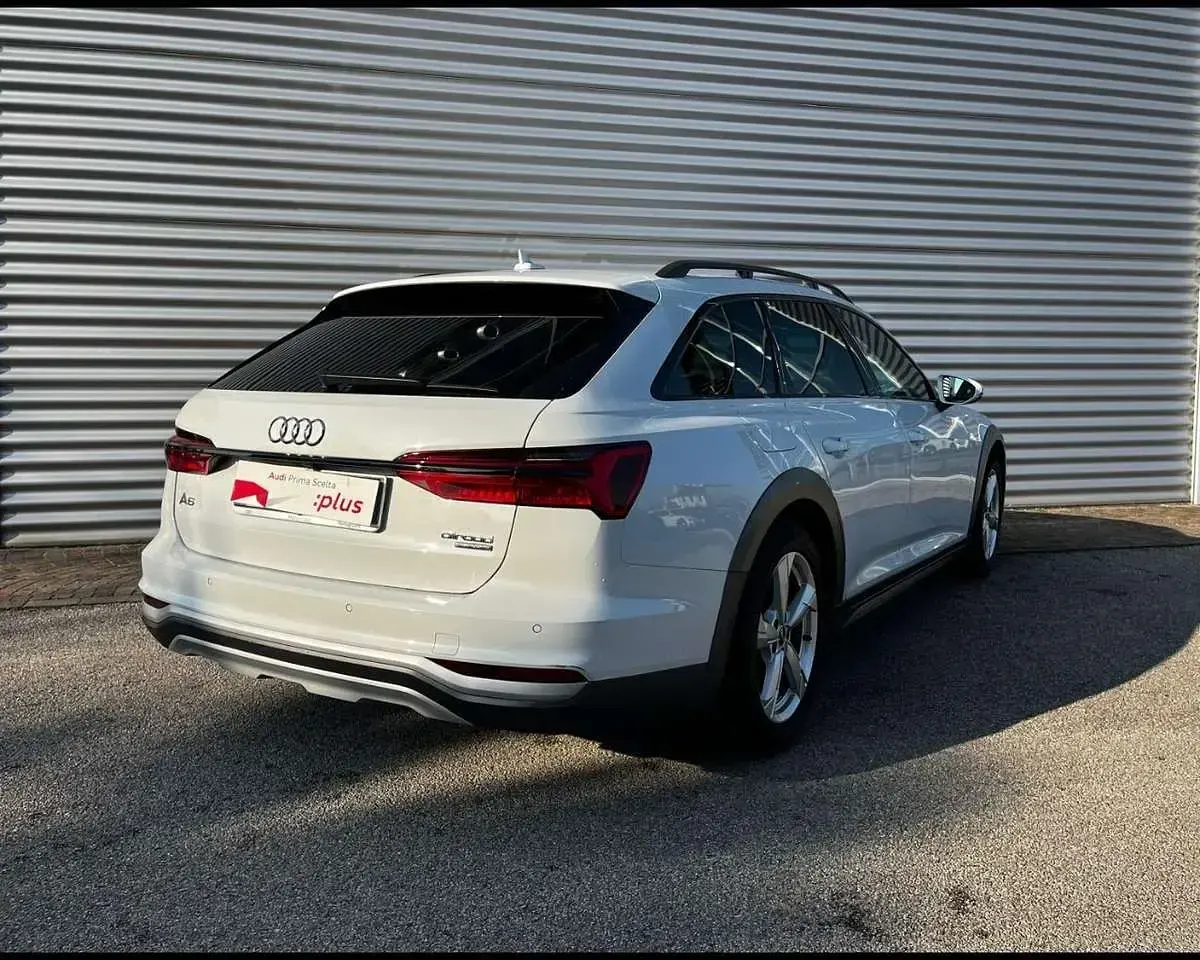 Usata Audi A6 Allroad Ambiente 204 CV (150 kW) 2022 Bianco Station wagon