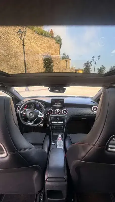 Usata Mercedes A200 Premium 136 CV (100 kW) 2017 Berlina