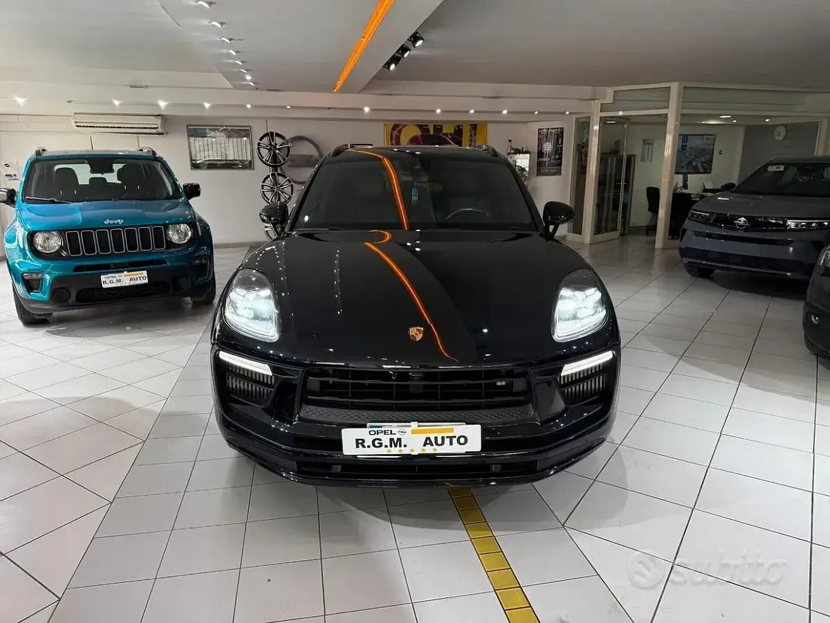 Usata Porsche Macan 441 CV (324 kW) 2023 Nero SUV