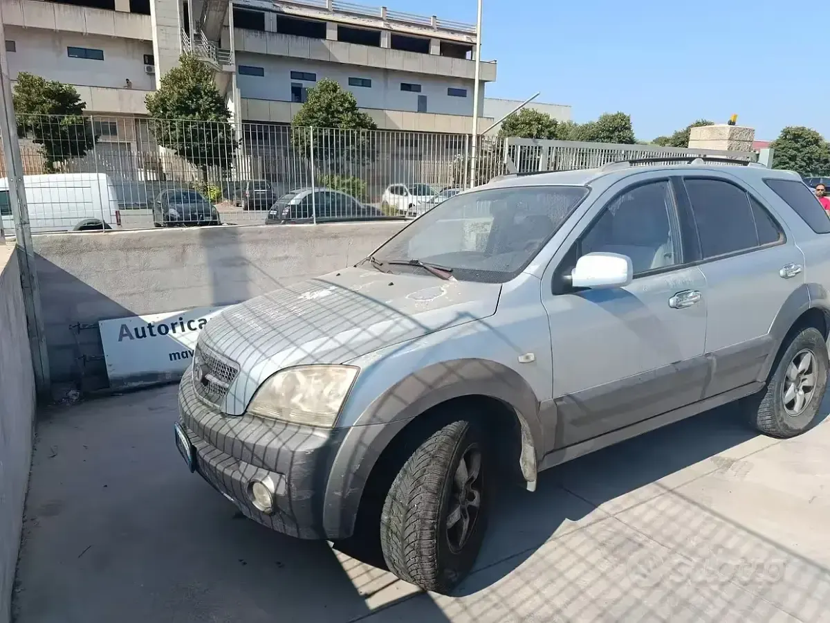 Usata Kia Sorento 140 CV (102 kW) 2006 Bluazzurro SUV