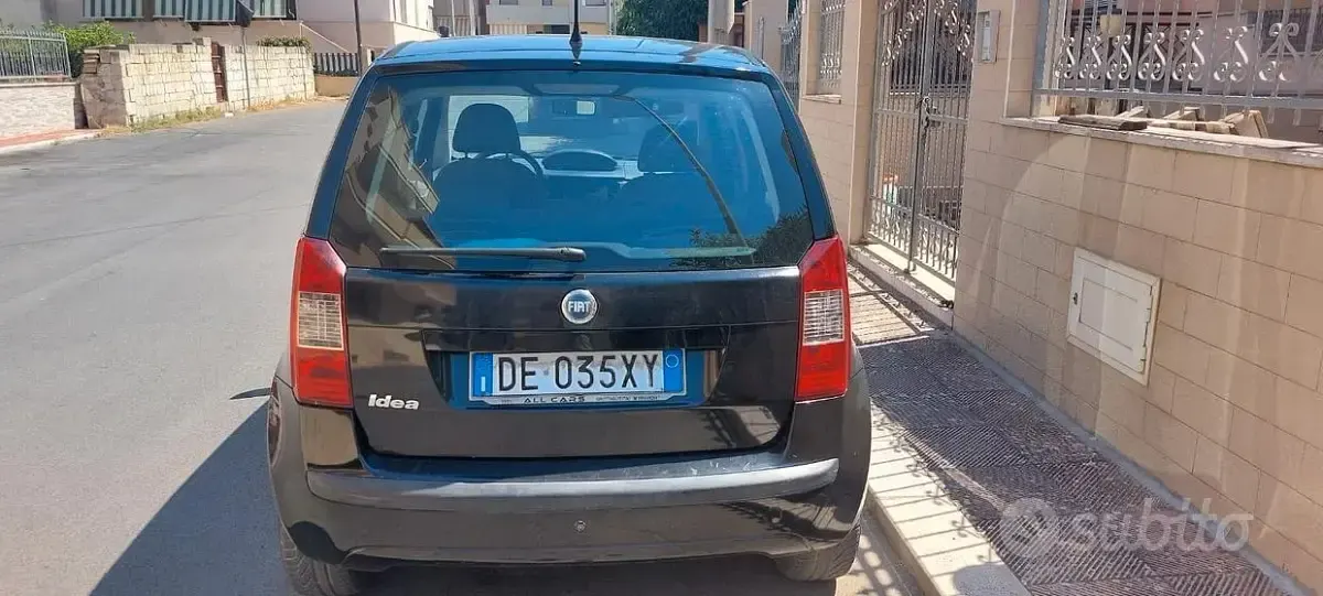 Usata Fiat Idea 90 CV (66 kW) 2007 Nero Monovolume