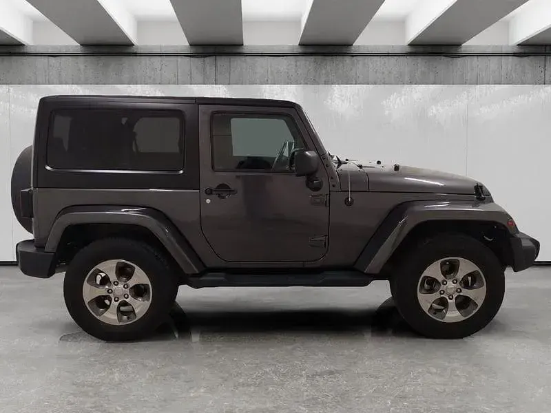 Usata Jeep Wrangler Sahara 199 CV (146 kW) 2018 Nero SUV