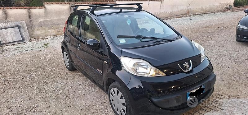 Usata Peugeot 107 2006 Nero Utilitaria