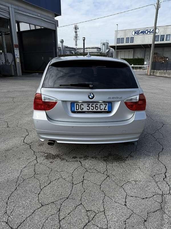 Usata BMW 320 163 CV (119 kW) 2007 Argento Station wagon