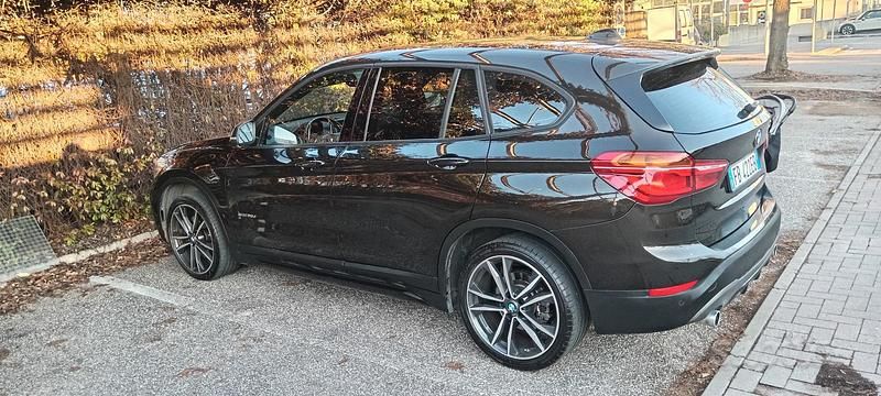 Usata BMW X1 190 CV (139 kW) 2015 Marrone SUV