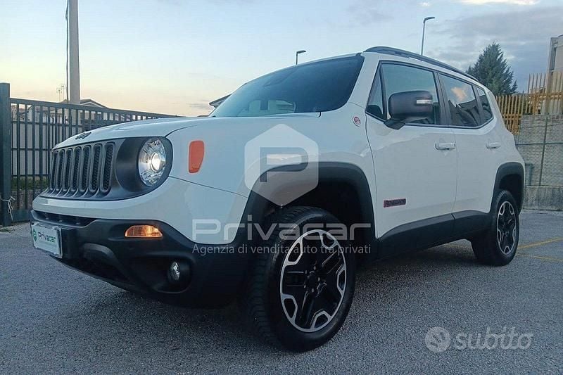 Usata Jeep Renegade Trailhawk 170 CV (125 kW) 2017 Bianco SUV