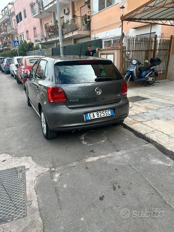 Usata VW Polo 75 CV (55 kW) 2011 Marrone Berlina