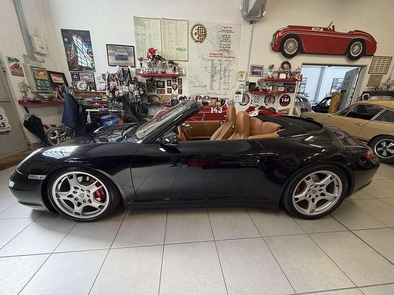 Usata Porsche 997 355 CV (261 kW) 2007 Nero Cabrio