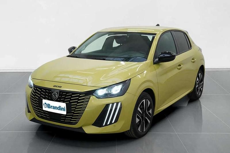 Giallo agueda Nuova 2025 Peugeot 208 Allure Due volumi | 18.476 € (Ottimo prezzo) - Immagine 1/4