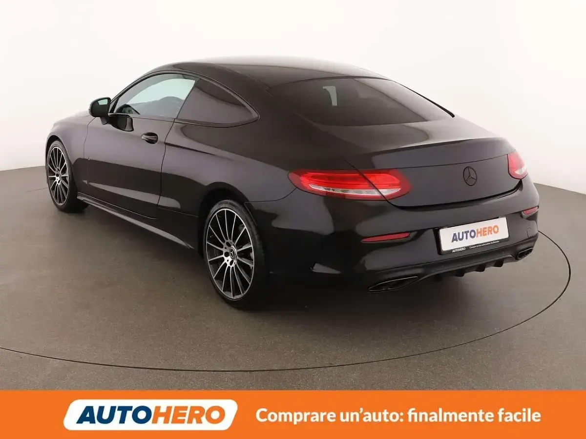 Usata Mercedes C300 AMG line 245 CV (180 kW) 2017 Nero Coupé