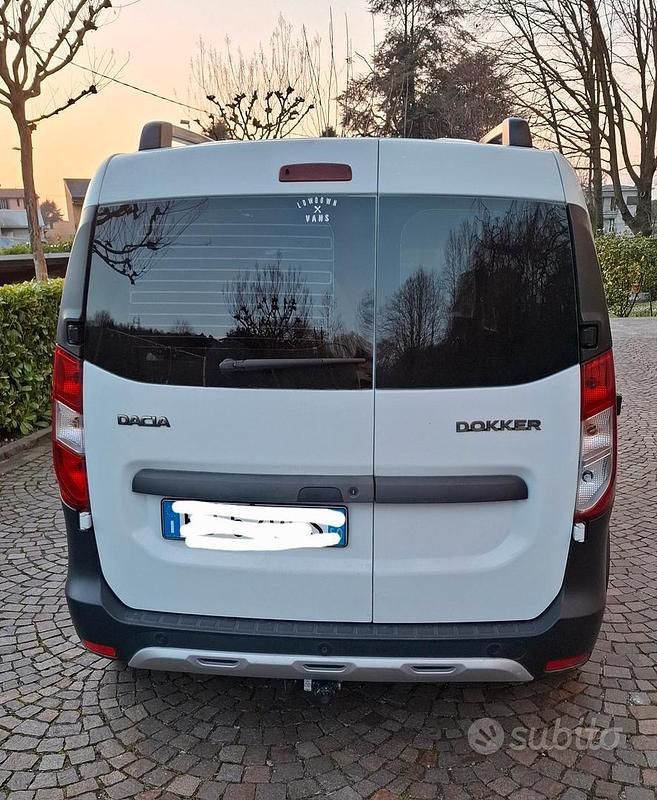 Usata Dacia Dokker Stepway 90 CV (66 kW) 2016 Bianco Monovolume