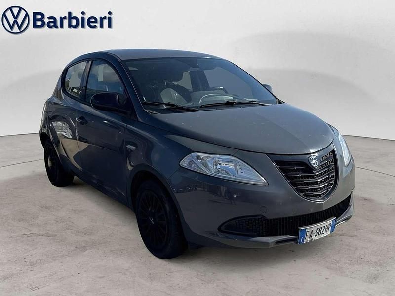 Usata Lancia Ypsilon 69 CV (50 kW) 2015 Other Utilitaria
