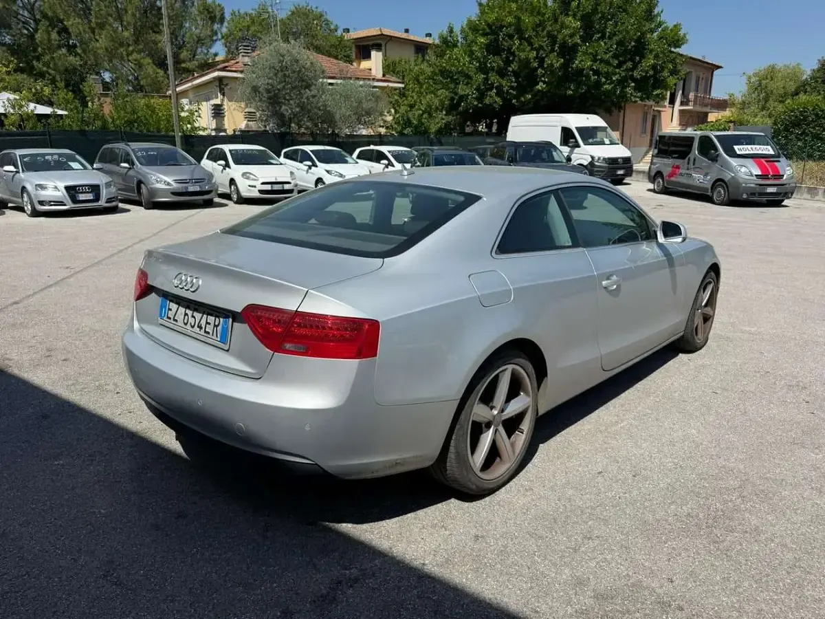 Usata Audi A5 Ambiente 177 CV (130 kW) 2013 Grigio Coupé
