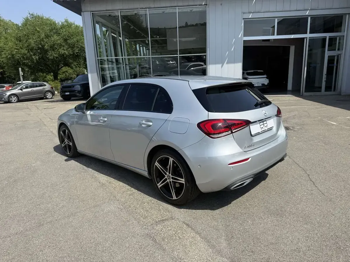 Usata Mercedes A180 Edition 116 CV (85 kW) 2022 Argento Berlina