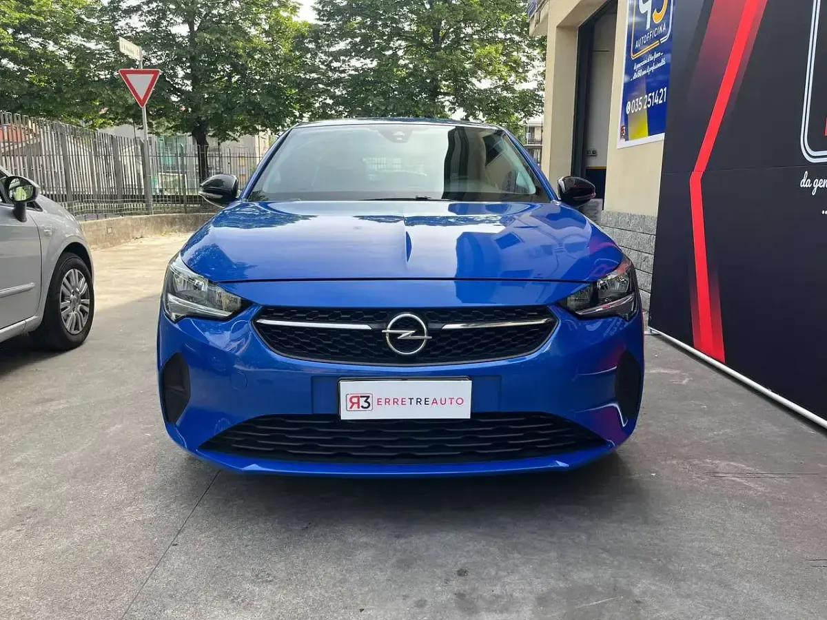 Usata Opel Corsa Elegance 75 CV (55 kW) 2023 Blu/azzurro Utilitaria