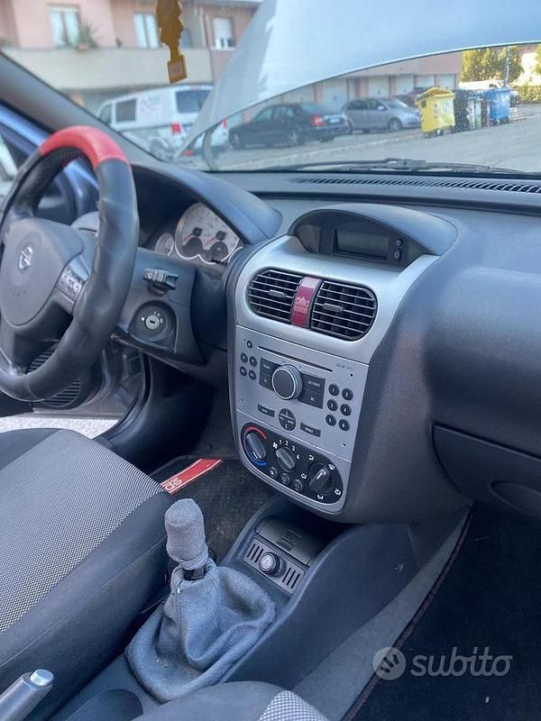 Usata Opel Corsa 2005 Utilitaria