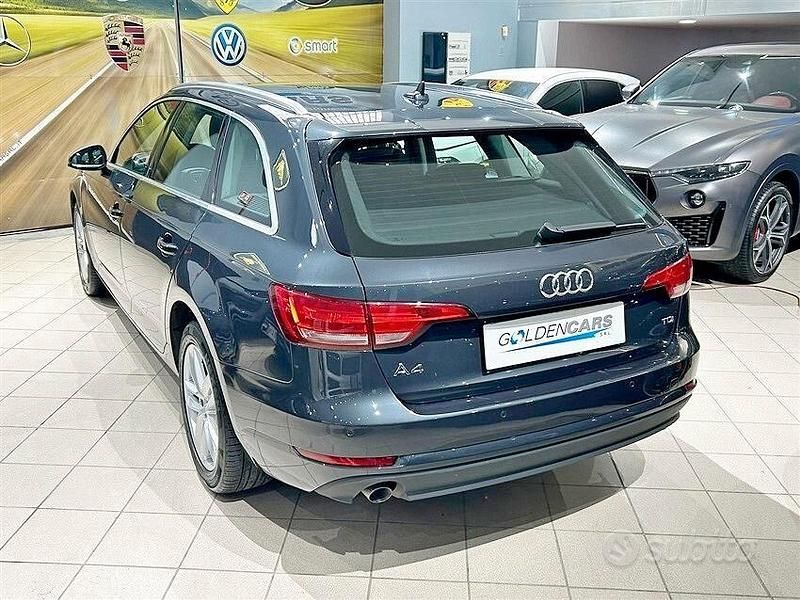 Usata Audi A4 Ambiente 150 CV (110 kW) 2018 Grigio Station wagon