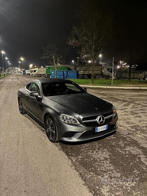 Usata Mercedes C220 Premium Plus 194 CV (142 kW) 2020 Grigio Coupé