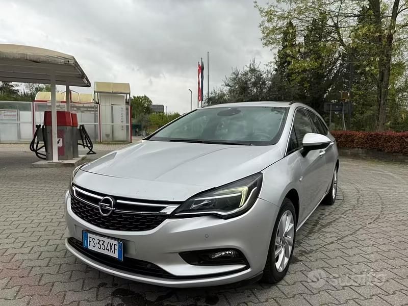 Usata Opel Astra 136 CV (100 kW) 2018 Grigio Station wagon
