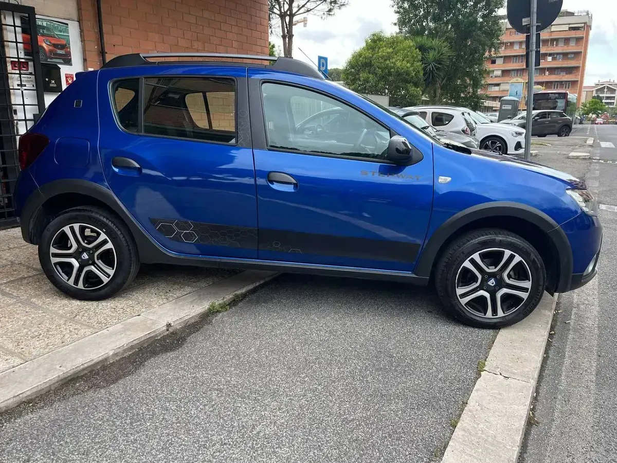Usata Dacia Sandero Anniversary 101 CV (74 kW) 2020 Nero Berlina