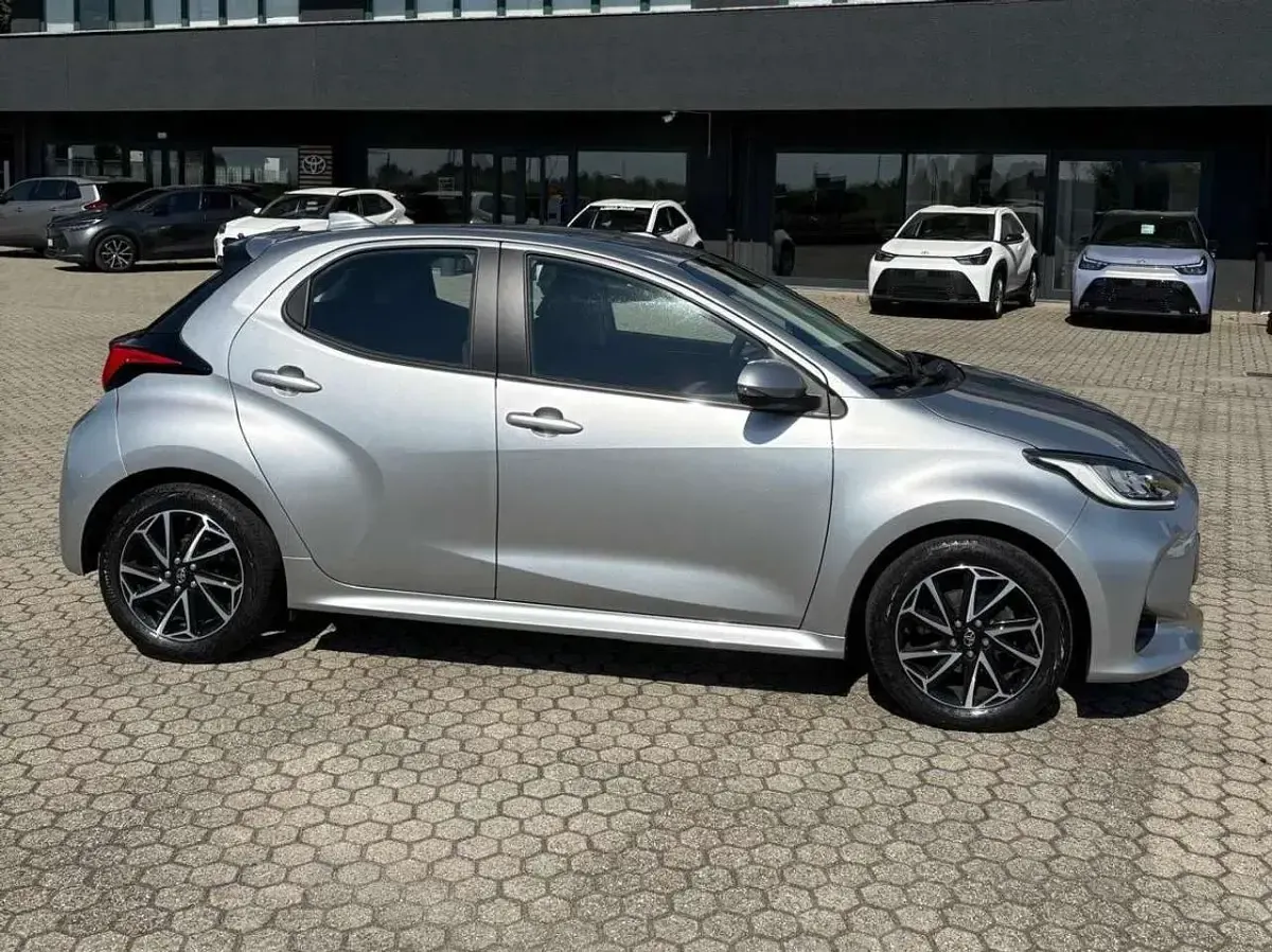 Usata Toyota Yaris Trend 72 CV (52 kW) 2022 Other Utilitaria