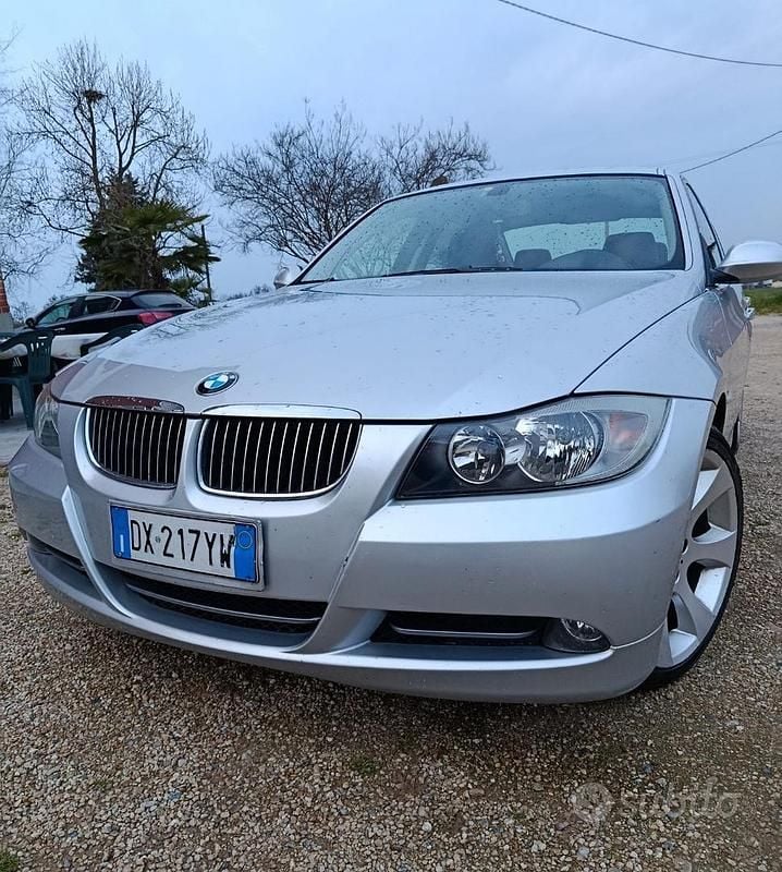 Usata BMW 320 150 CV (110 kW) 2007 Grigio Berlina