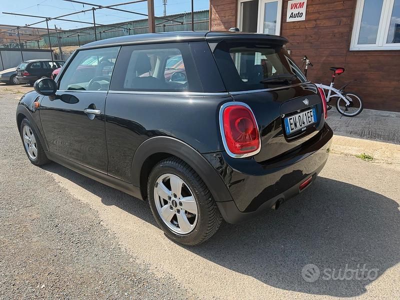 Usata Mini One D 95 CV (69 kW) 2014 Nero Utilitaria