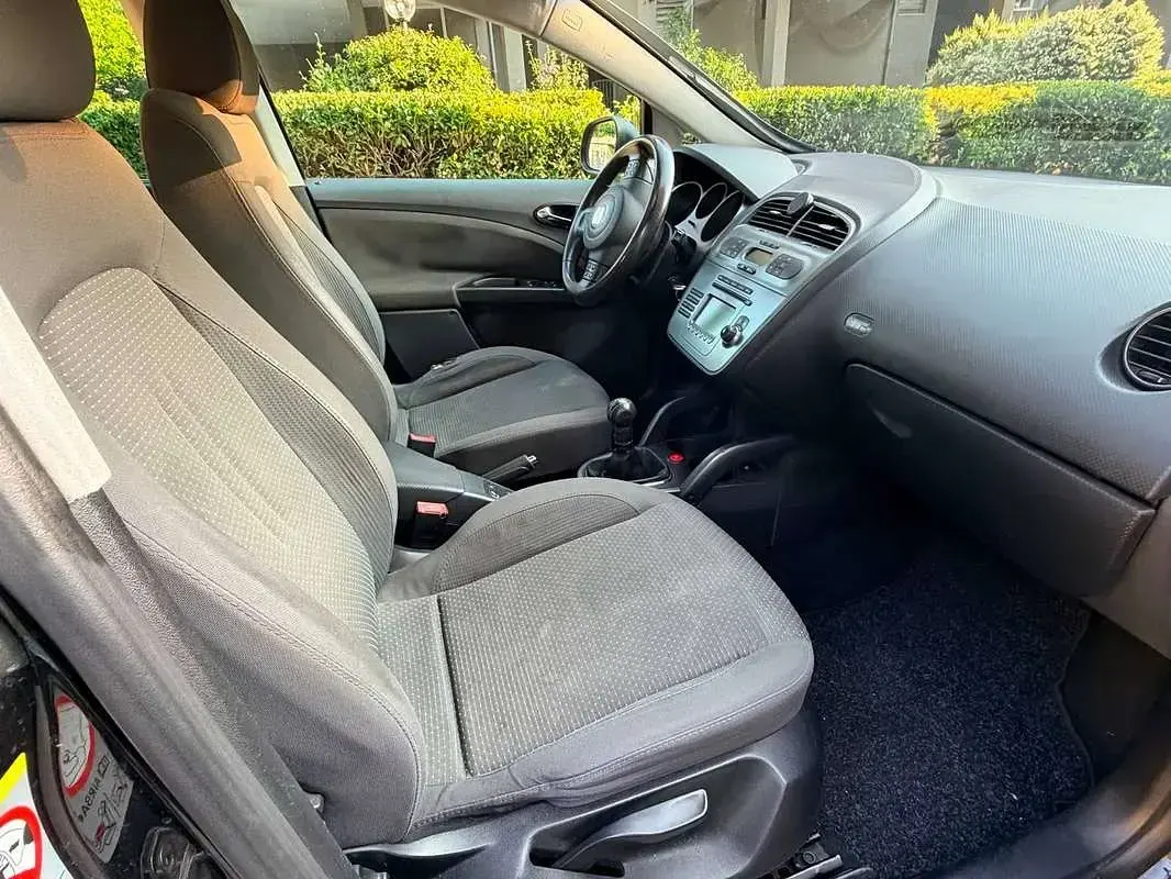 Usata Seat Altea XL Stylance 105 CV (77 kW) 2008 Nero Monovolume