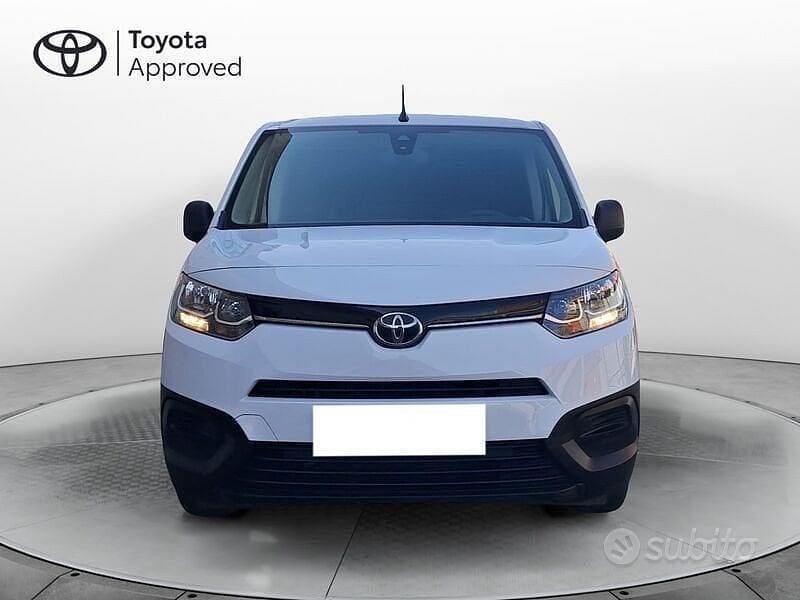 Usata Toyota Proace Verso City 2022 Bianco Station wagon