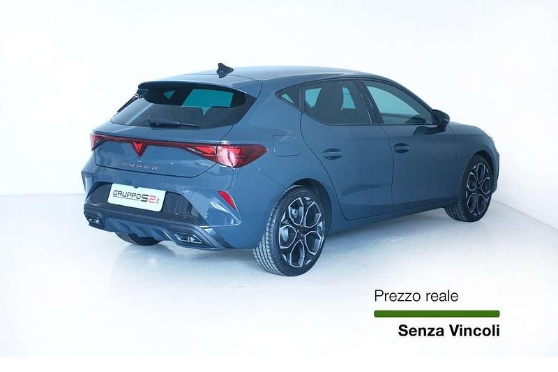 Nuova Cupra Leon 150 CV (110 kW) 2025 Blu/azzurro Berlina