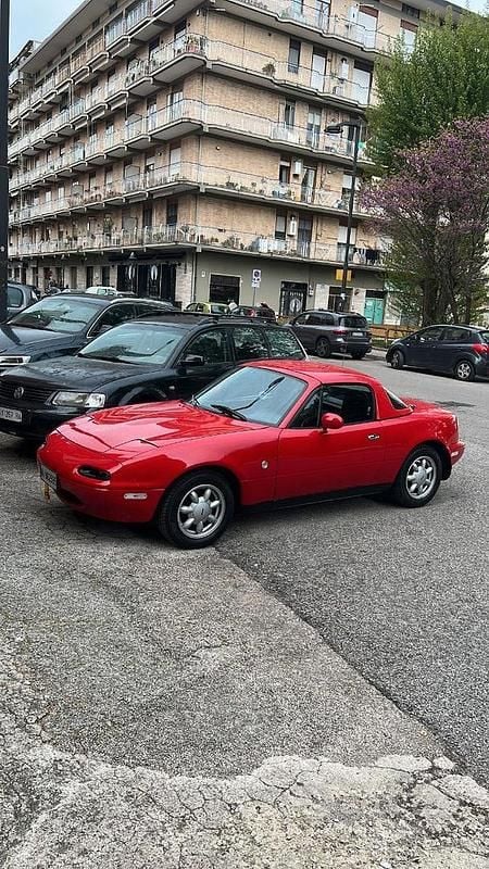 Usata Mazda MX5 116 CV (85 kW) 1990 Rosso Cabrio